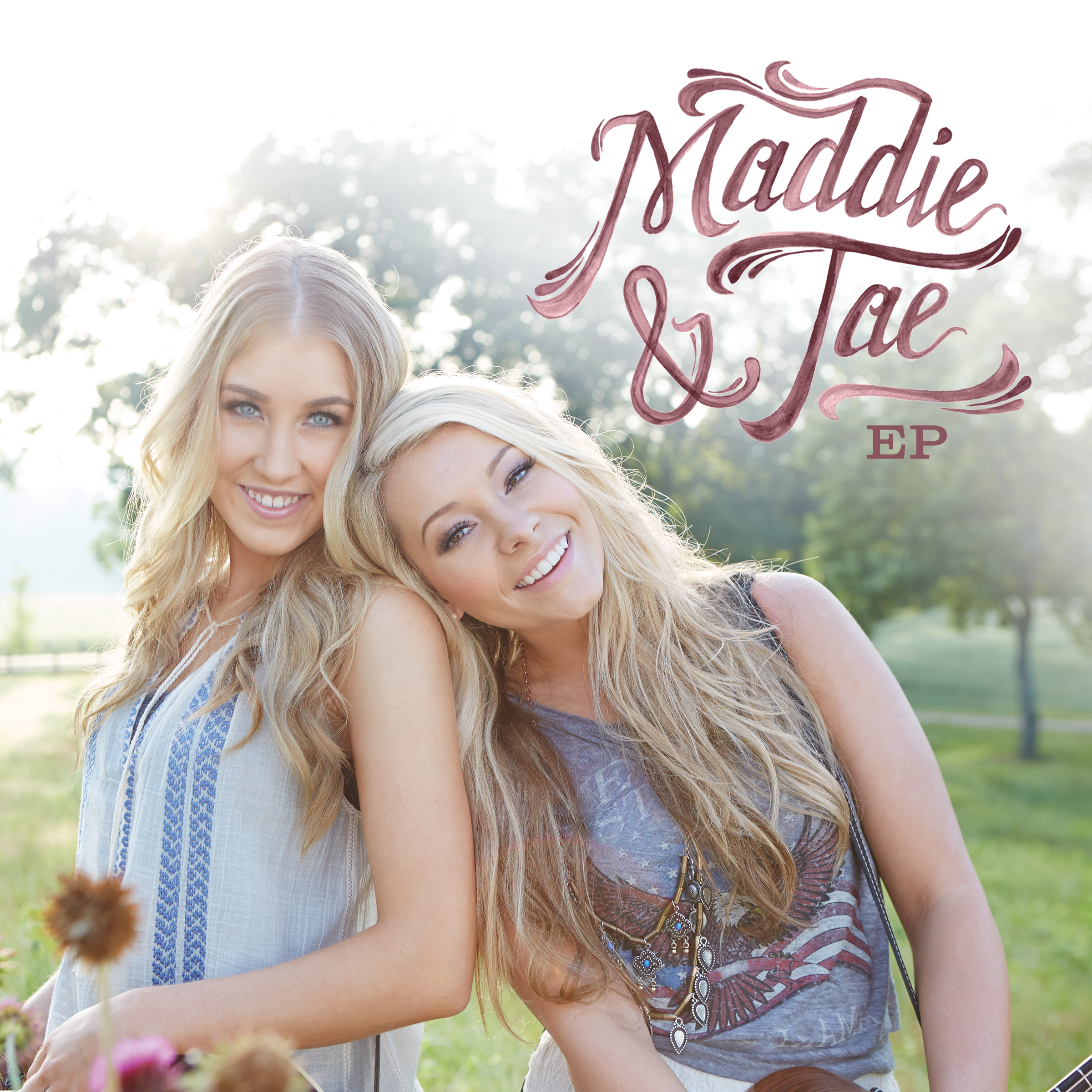 Maddie & Tae Reveal Cover Art and Track Listing for Debut EP Country